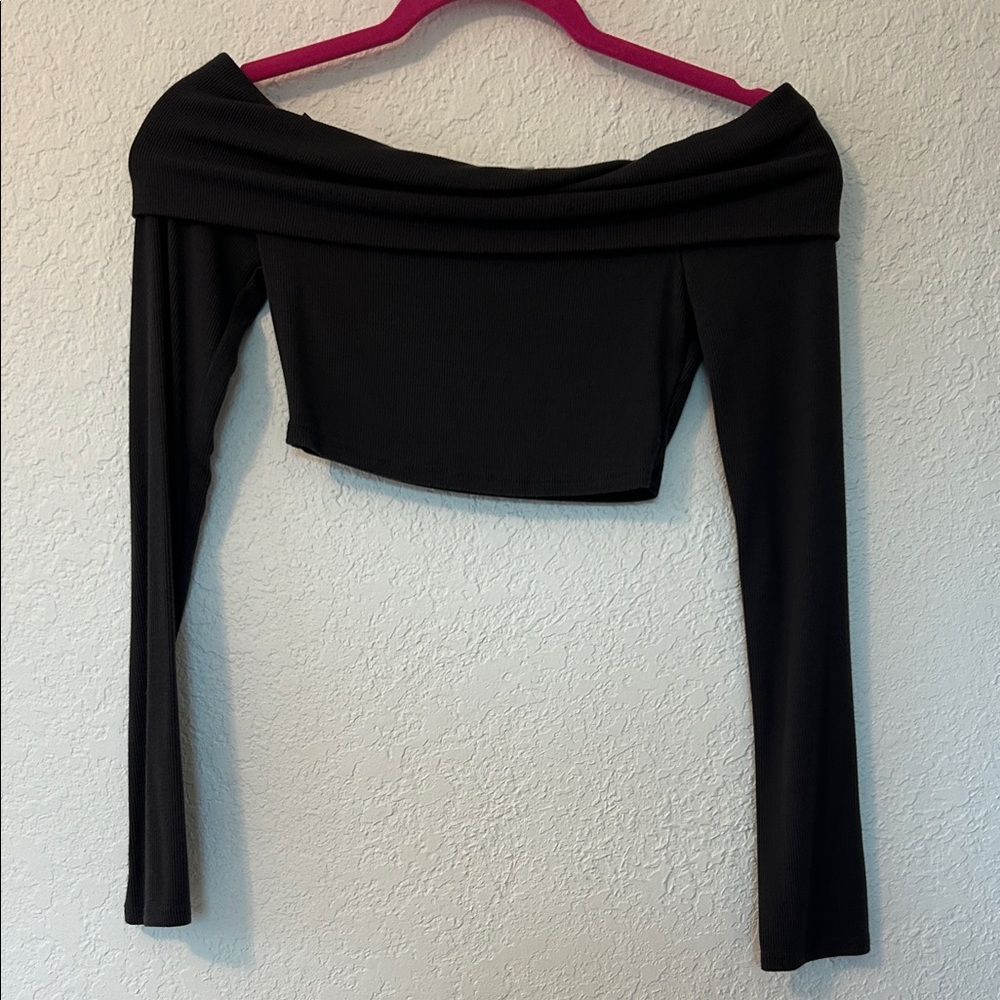 Garage Gray Off-Shoulder Crop Top XS
